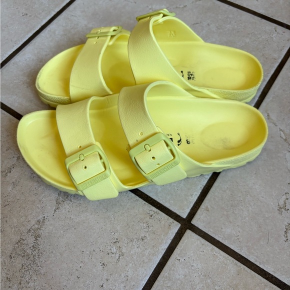 Yellow Sandals - Picture 2 of 3